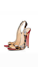 Load image into Gallery viewer, Cheetah heels
